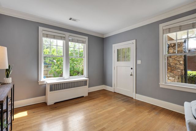 176 CRESTMERE PL, Memphis, TN 38112