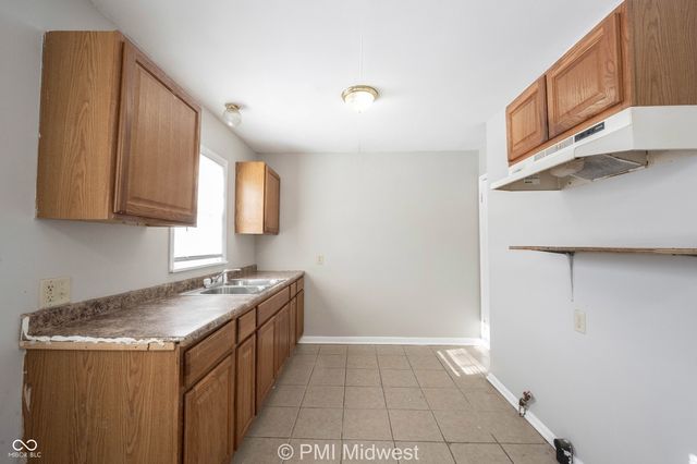 1857 W 60th Street, Indianapolis, IN 46228
