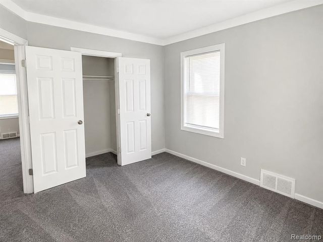13590 Rutherford Street, Detroit, MI 48227