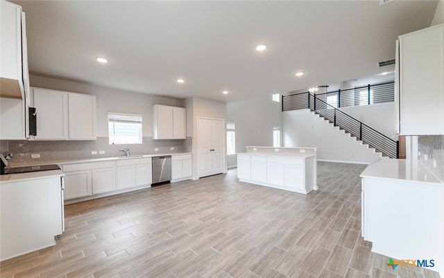 1240 Sweden, Seguin, TX 78155