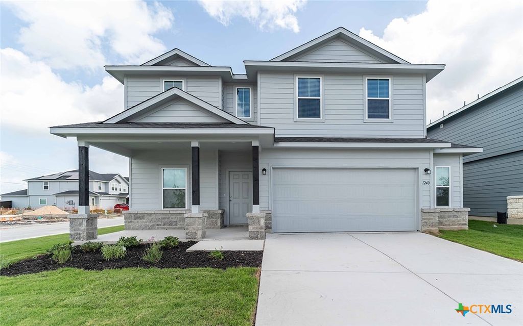 1240 Sweden, Seguin, TX 78155