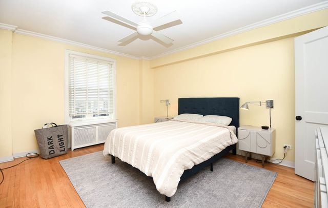 5000 N Marine Drive 14E, Chicago, IL 60640