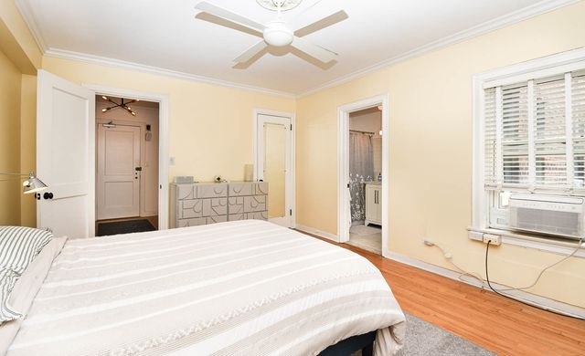 5000 N Marine Drive 14E, Chicago, IL 60640
