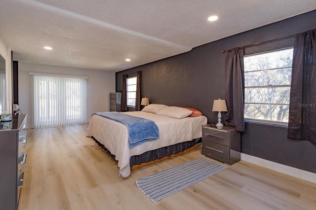 2010 LAKEVILLE ROAD N, Apopka, FL 32703