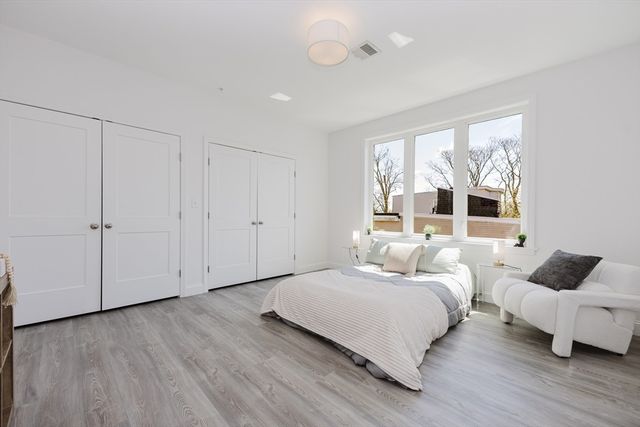 92-94 George St 202, Boston, MA 02119