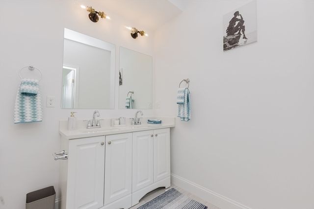 92-94 George St 202, Boston, MA 02119