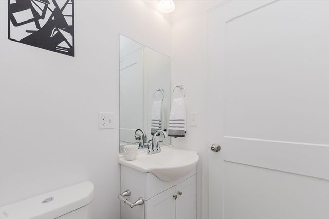 92-94 George St 202, Boston, MA 02119