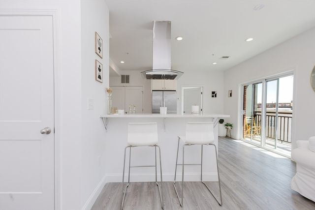 92-94 George St 202, Boston, MA 02119