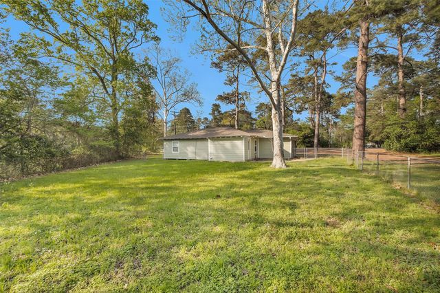 13563 Fm 2432 Road, Willis, TX 77378