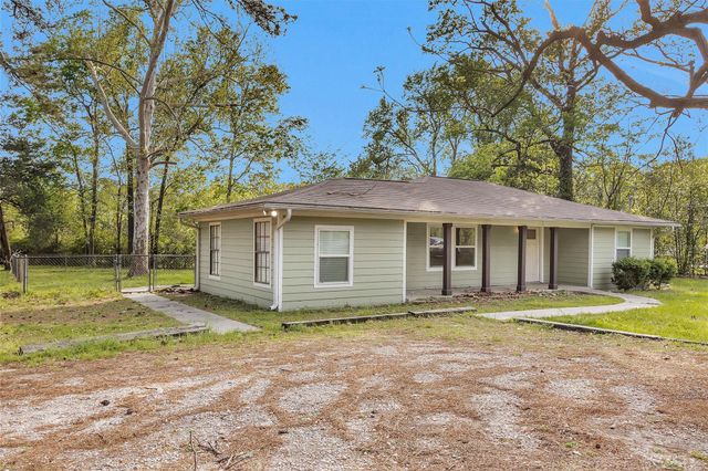 13563 Fm 2432 Road, Willis, TX 77378