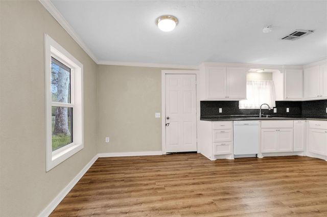 13563 Fm 2432 Road, Willis, TX 77378