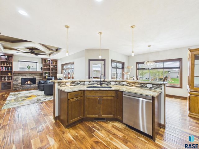 4205 S Alpine Ave Avenue, Sioux Falls, SD 57110