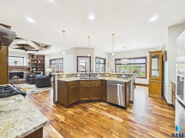 4205 S Alpine Ave Avenue, Sioux Falls, SD 57110