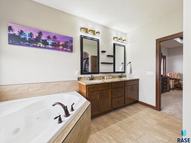 4205 S Alpine Ave Avenue, Sioux Falls, SD 57110