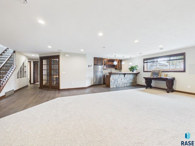 4205 S Alpine Ave Avenue, Sioux Falls, SD 57110