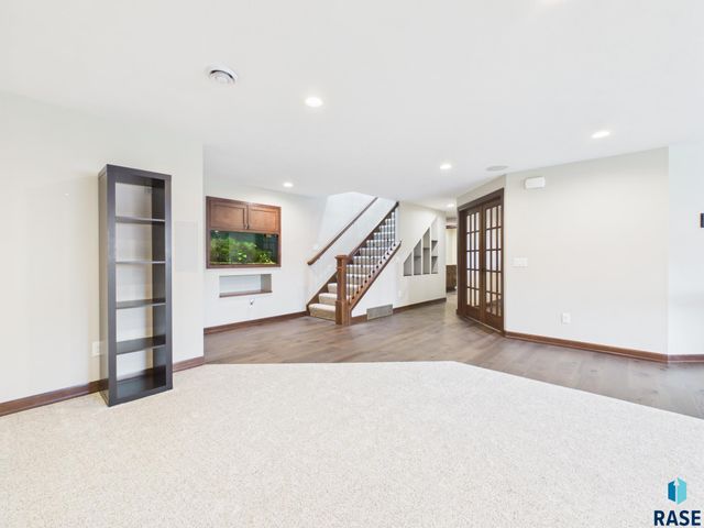 4205 S Alpine Ave Avenue, Sioux Falls, SD 57110