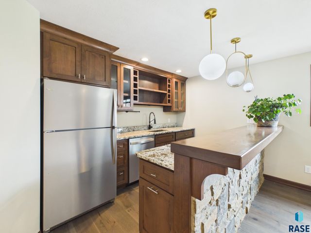 4205 S Alpine Ave Avenue, Sioux Falls, SD 57110