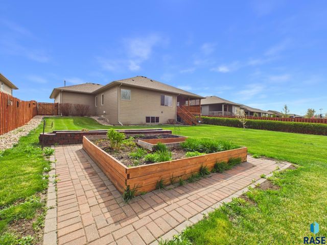 4205 S Alpine Ave Avenue, Sioux Falls, SD 57110