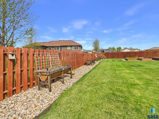 4205 S Alpine Ave Avenue, Sioux Falls, SD 57110