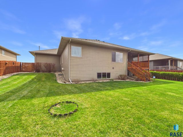 4205 S Alpine Ave Avenue, Sioux Falls, SD 57110