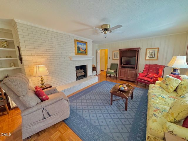 1604 Crescent Drive, Henderson, NC 27536