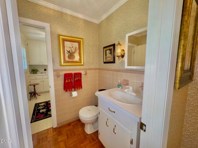 1604 Crescent Drive, Henderson, NC 27536
