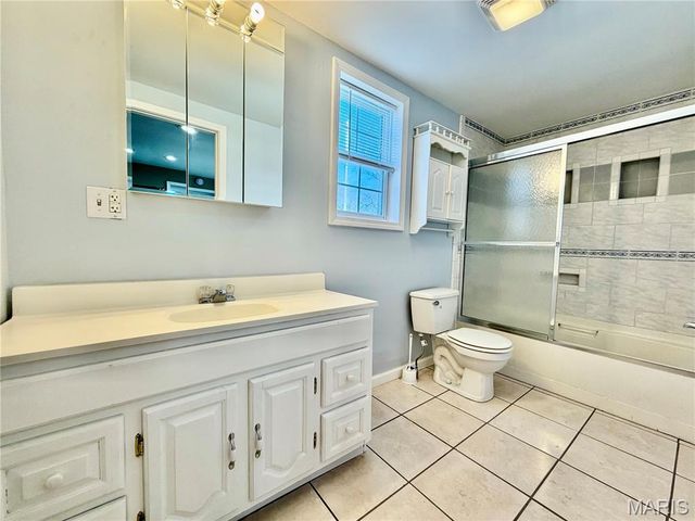 100 School Street, Wilsonville, IL 62093