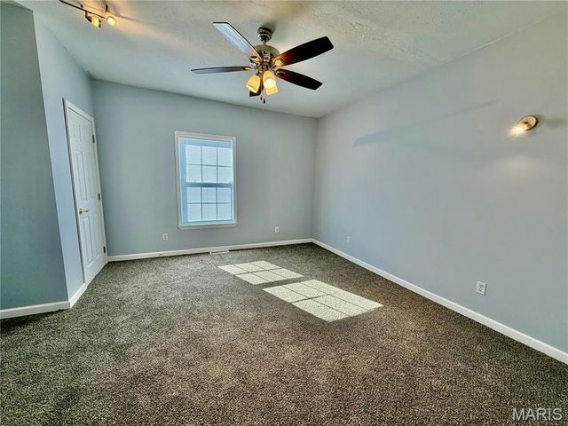 100 School Street, Wilsonville, IL 62093