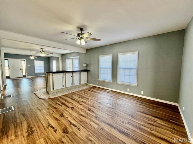 100 School Street, Wilsonville, IL 62093