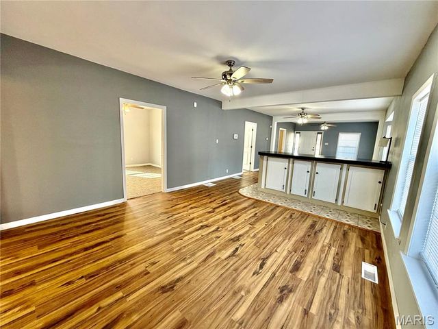 100 School Street, Wilsonville, IL 62093