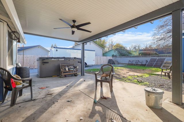 7060 Pit Road, Redding, CA 96001