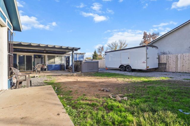 7060 Pit Road, Redding, CA 96001