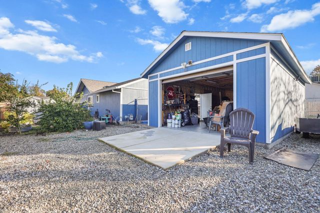 7060 Pit Road, Redding, CA 96001