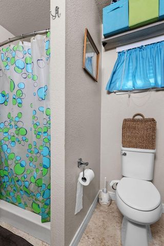 7060 Pit Road, Redding, CA 96001