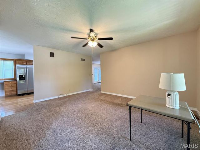 519 Franklin Avenue, Troy, IL 62294