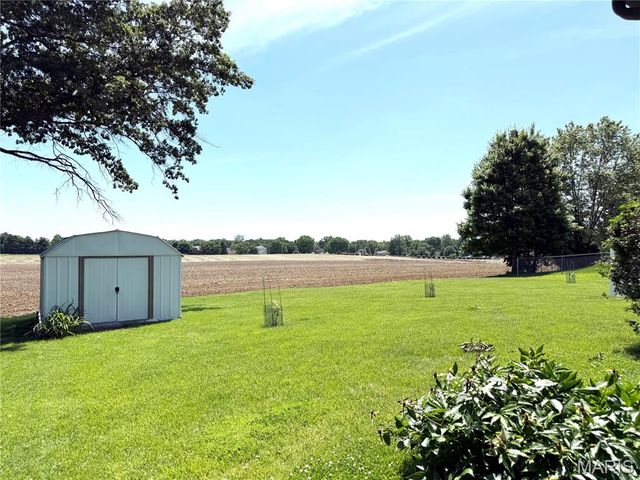 519 Franklin Avenue, Troy, IL 62294