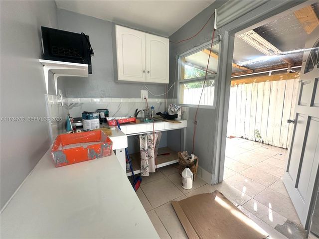 4361 SW 3rd St, Miami, FL 33134