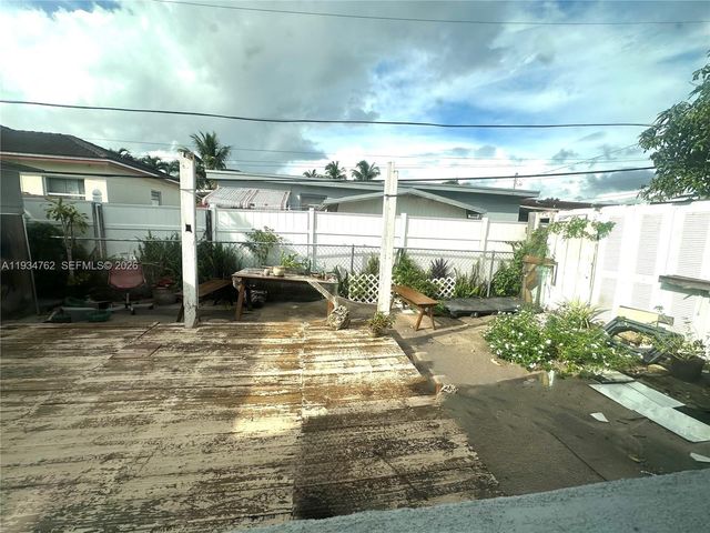 4361 SW 3rd St, Miami, FL 33134