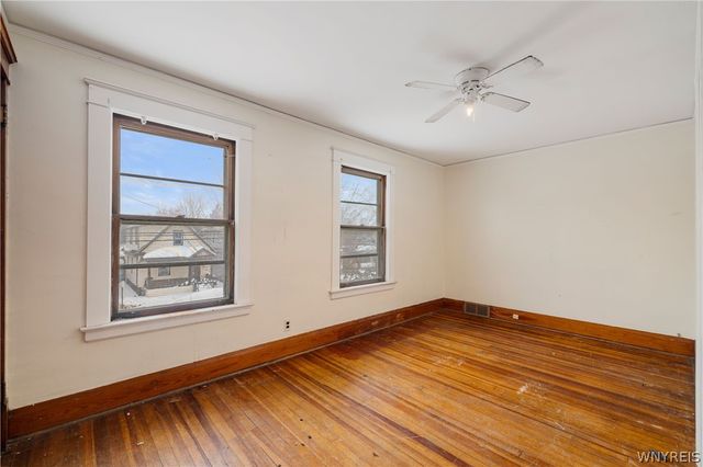 1703 Niagara Street, Niagara Falls, NY 14303