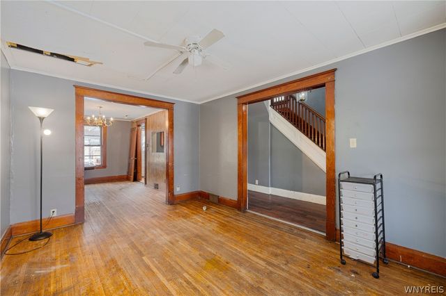 1703 Niagara Street, Niagara Falls, NY 14303