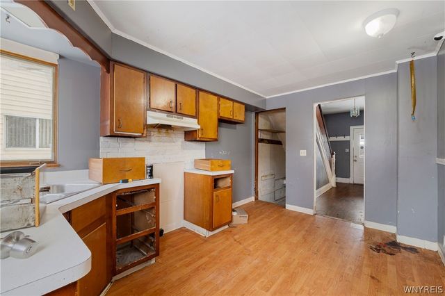 1703 Niagara Street, Niagara Falls, NY 14303