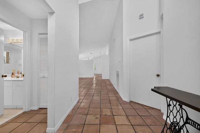 11099 180TH Court S, Boca Raton, FL 33498