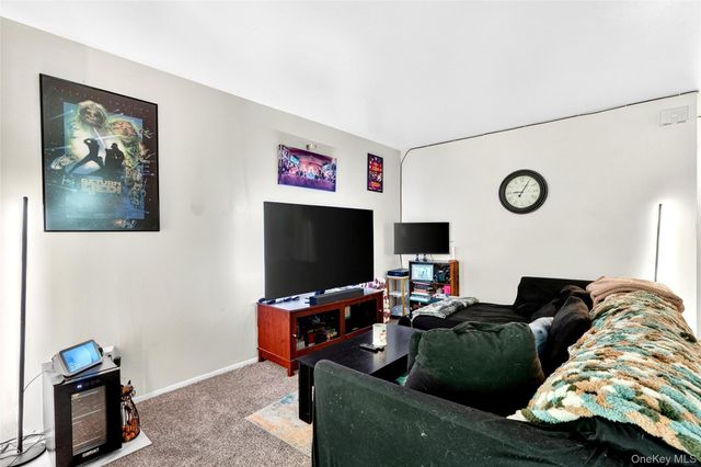 1840 Crompond Road 7A8, Peekskill, NY 10566