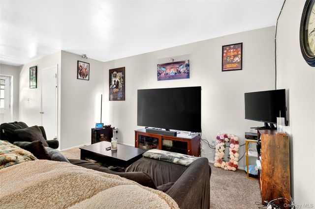 1840 Crompond Road 7A8, Peekskill, NY 10566