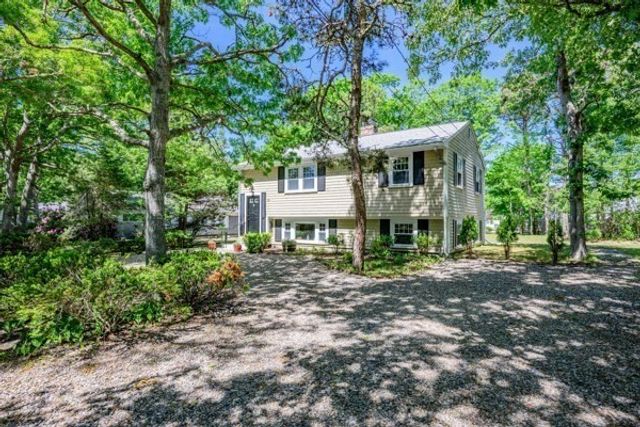 19 Maine Avenue, Yarmouth, MA 02673