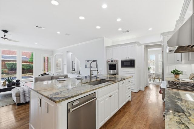 5917 Davenhill Court, Plano, TX 75093