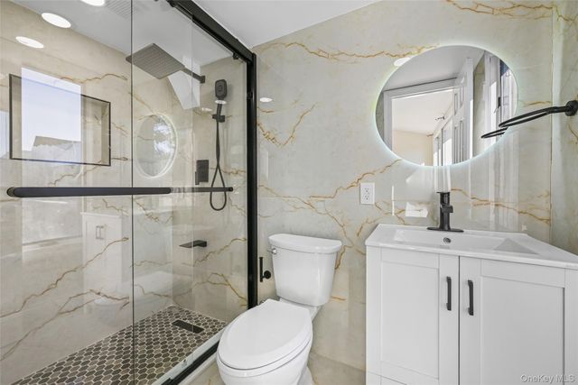 130 Gordon Place, Freeport, NY 11520