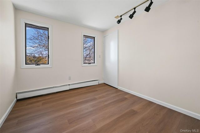 130 Gordon Place, Freeport, NY 11520