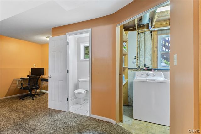 4258 Amblewood Lane, Clay, NY 13041