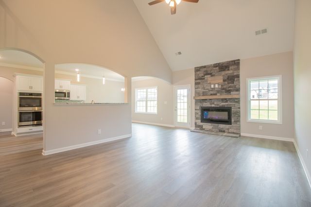 123 Bellshire, Clarksville, TN 37043